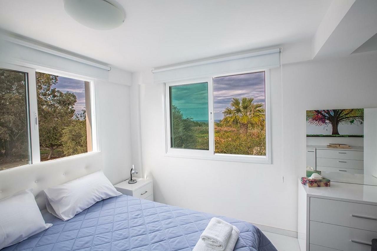 Konnos Hight Villa Protarász Kültér fotó