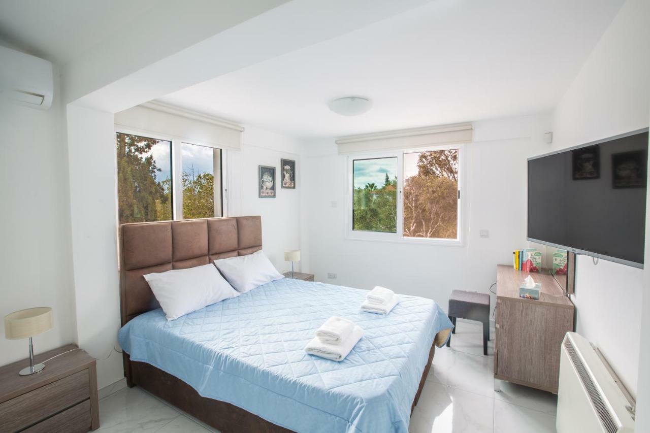 Konnos Hight Villa Protarász Kültér fotó