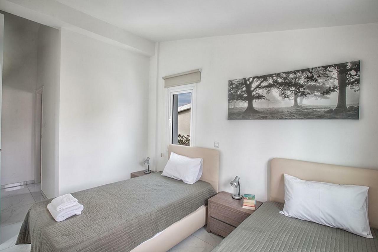 Konnos Hight Villa Protarász Kültér fotó